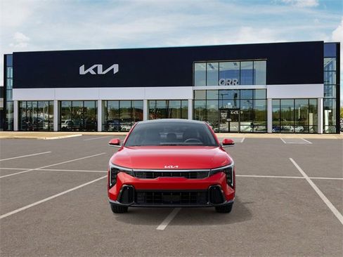 New 2025 Kia K4 GT-Line w/ GT-Line Sunroof Package image 2