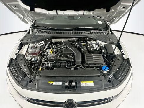 Used 2025 Volkswagen Jetta Sport FWD image 31