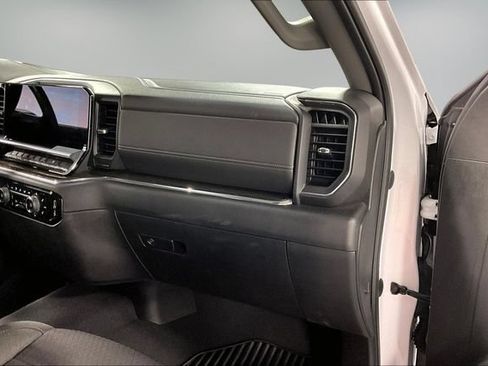 Used 2023 Chevrolet Silverado 1500 LT AWD/4WD image 25