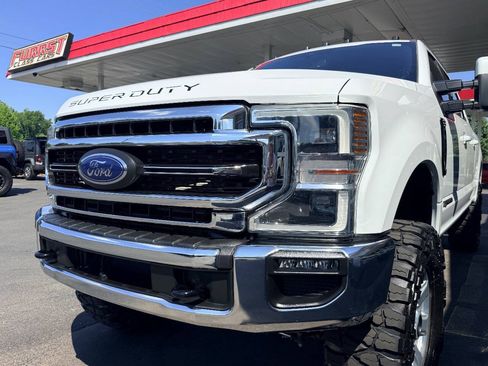 Used 2022 Ford F250 Lariat w/ Lariat Ultimate Package AWD/4WD image 17
