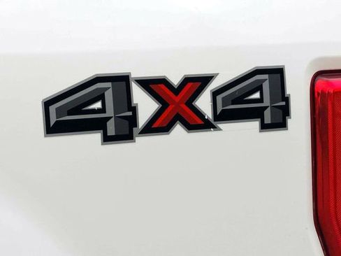 Used 2018 Ford F250 XL w/ Power Equipment Group AWD/4WD image 13