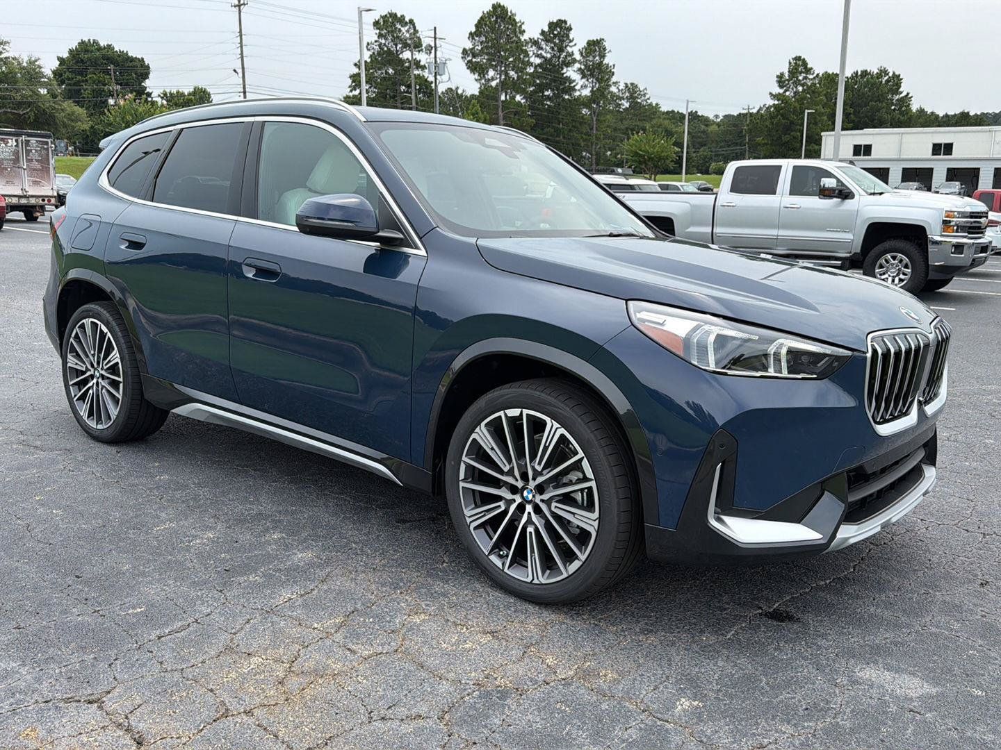 New 2026 BMW X1 xDrive28i w/ Technology Package AWD/4WD image 8