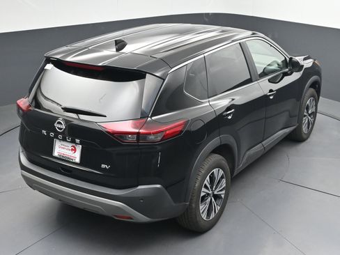 Certified 2023 Nissan Rogue SV image 33