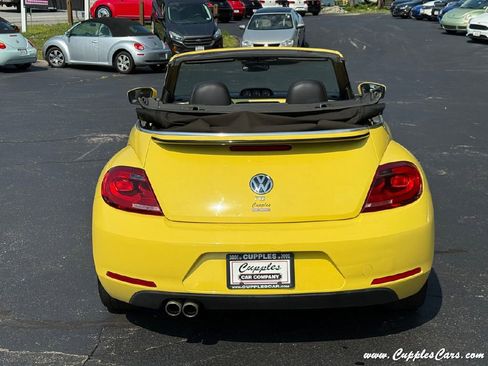 Used 2014 Volkswagen Beetle TDI image 39