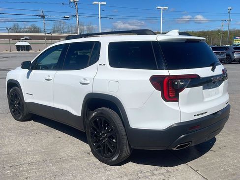 Used 2023 GMC Acadia SLE w/ Driver Convenience Package AWD/4WD image 4