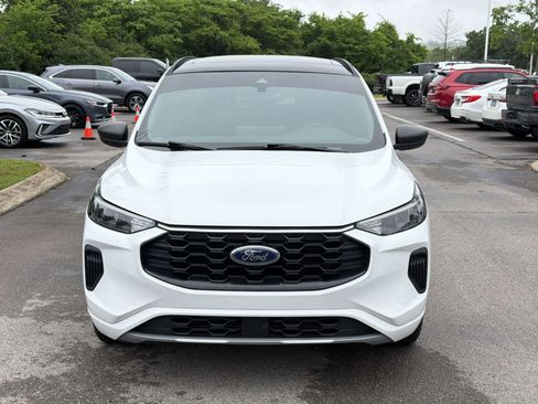 Used 2023 Ford Escape ST-Line w/ Tech Pack #1 FWD image 6
