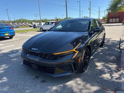 Used 2025 Kia K5 LXS FWD image 4