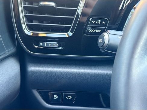 Used 2025 Lexus NX 250 FWD w/ Towing Package (2000 Lbs) image 35