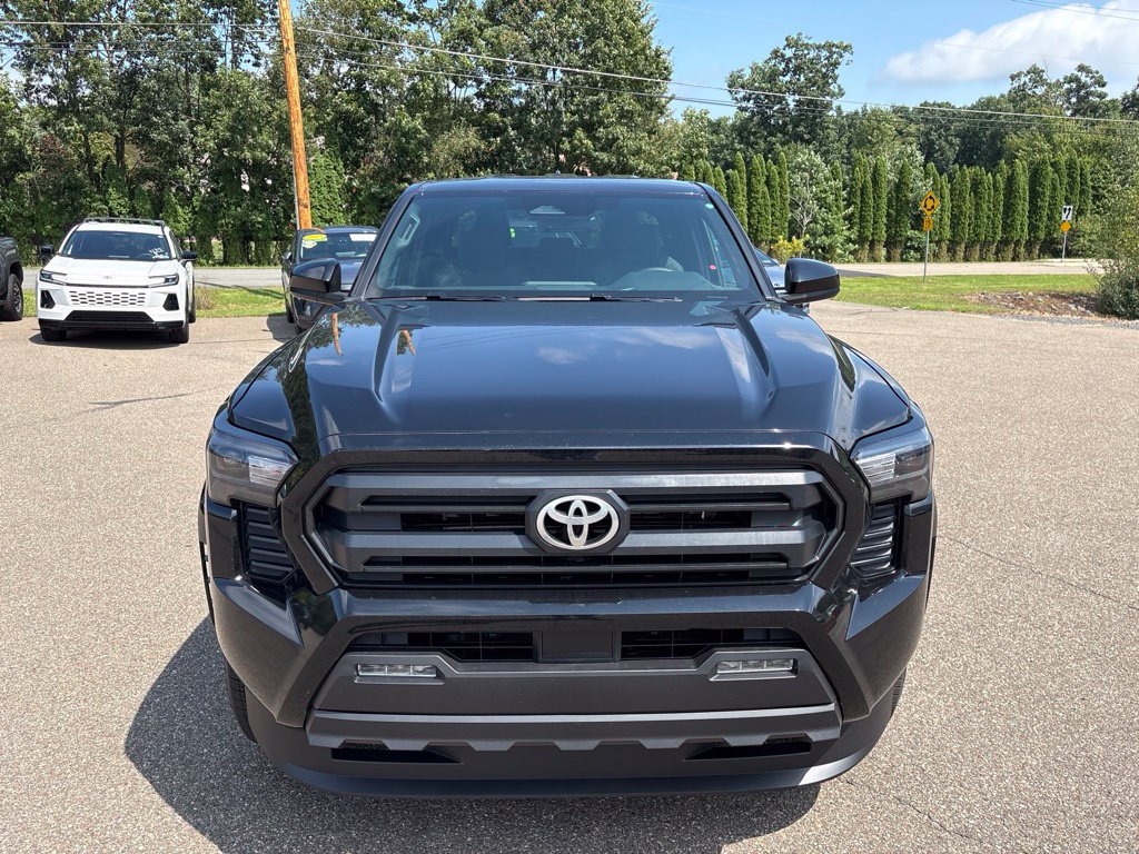 Used 2026 Toyota Tacoma SR5 AWD/4WD image 9
