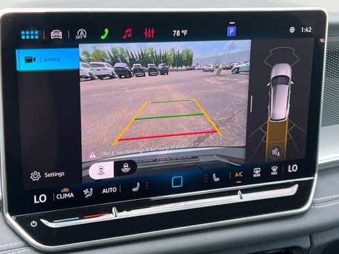 New 2026 Volkswagen Tiguan SE R-Line AWD/4WD image 25