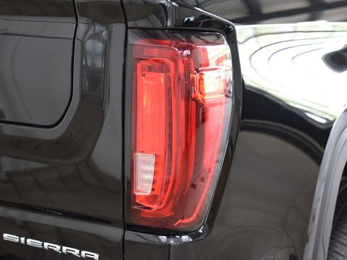 Used 2024 GMC Sierra 1500 Denali w/ Denali Reserve Package AWD/4WD image 21