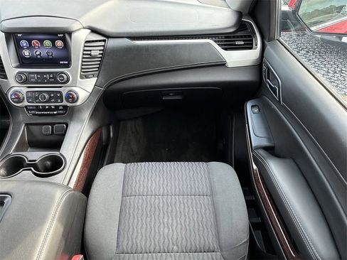 Used 2015 GMC Yukon SLE w/ Convenience Package image 16