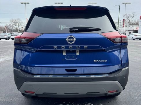 Used 2023 Nissan Rogue SV image 25