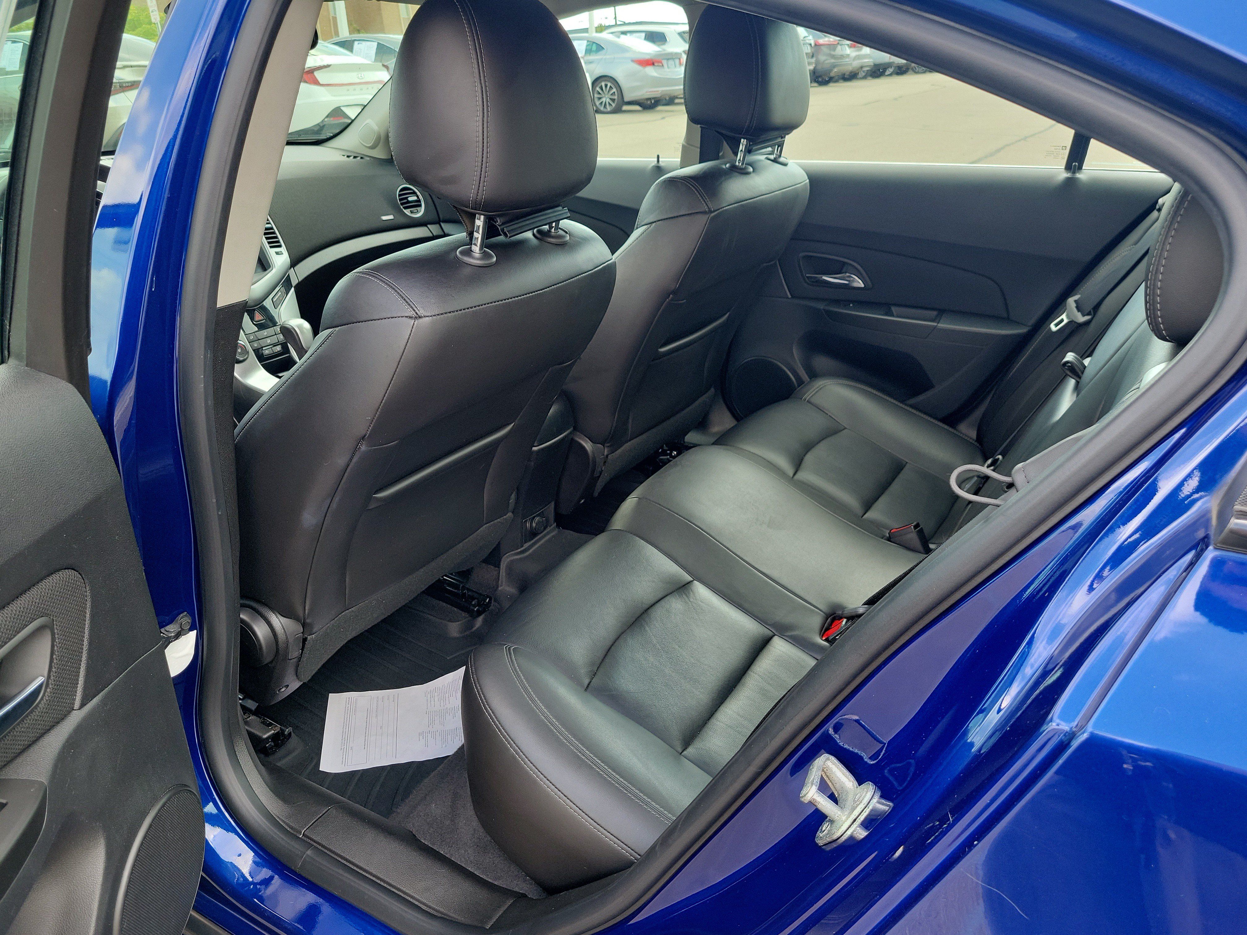 Used 2013 Chevrolet Cruze LT w/ RS Package FWD image 12