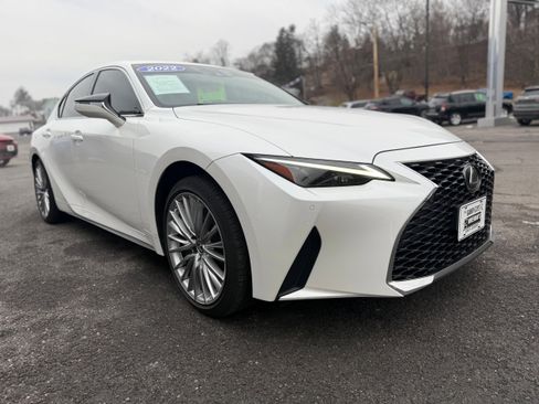 Used 2022 Lexus IS 300 AWD w/ Premium Package image 6