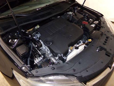 Used 2015 Toyota Camry XSE image 26