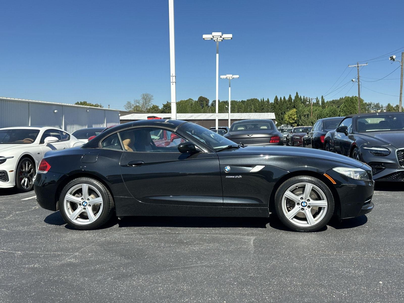 Used 2011 BMW Z4 sDrive30i RWD image 6