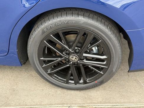 Used 2026 Toyota Camry SE image 7