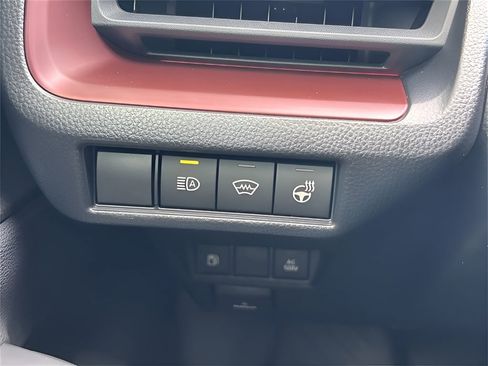 New 2025 Toyota Prius XSE image 14