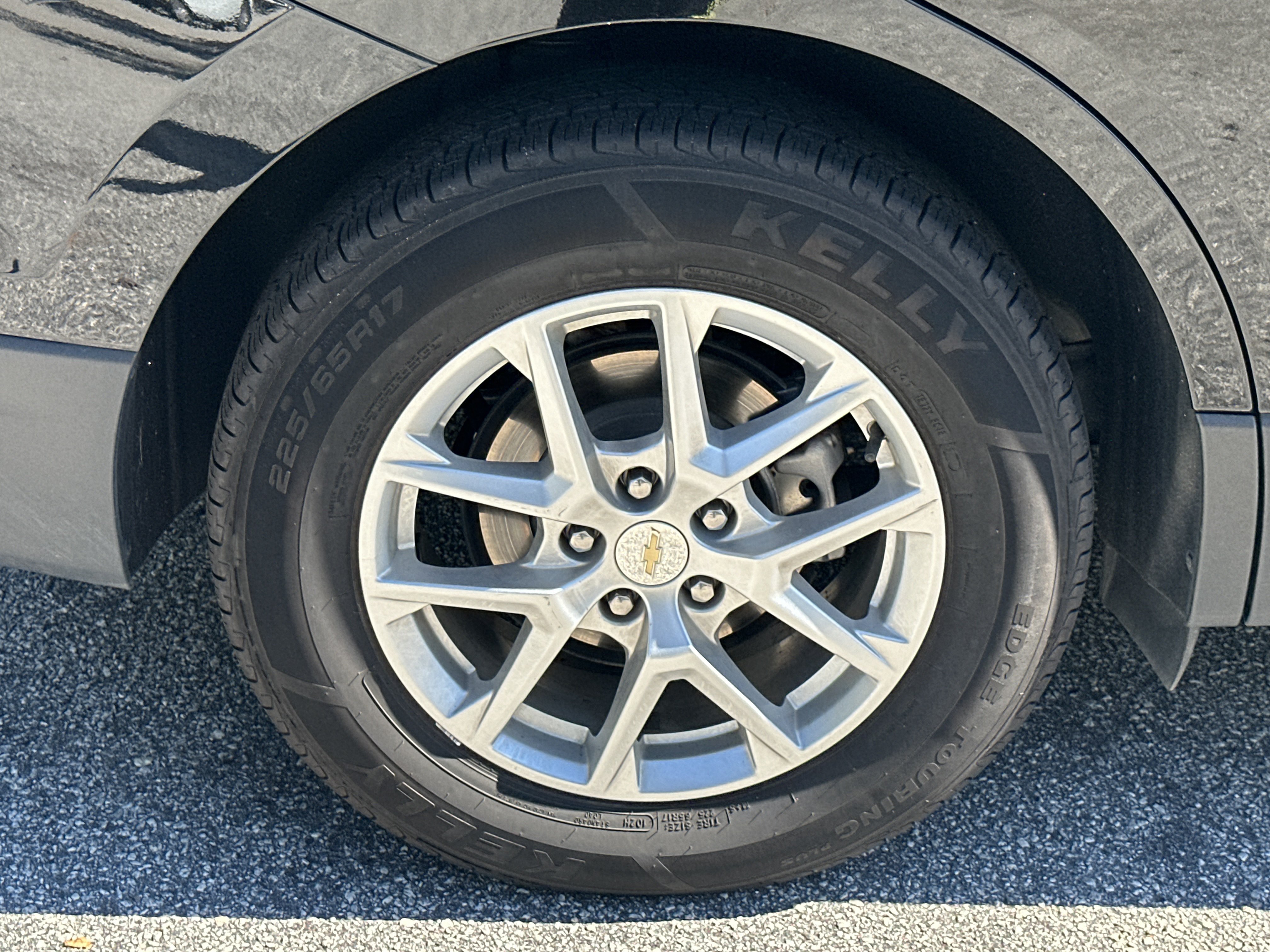 Used 2024 Chevrolet Equinox LT AWD/4WD image 17