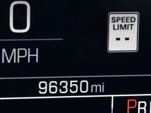 Used 2020 GMC Yukon SLT w/ Open Road Package image 22