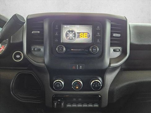 Used 2024 RAM 3500 Tradesman w/ Chrome Appearance Group AWD/4WD image 14
