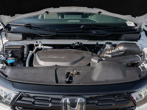 Used 2025 Honda Odyssey Elite image 28