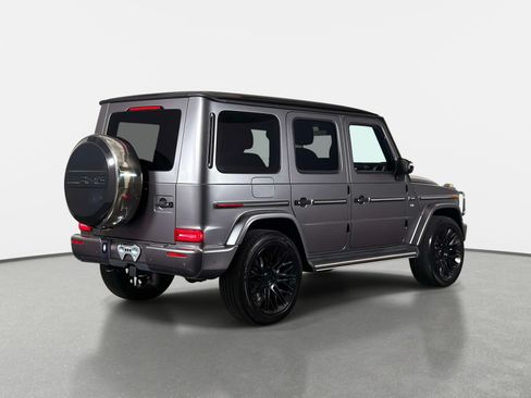 Used 2023 Mercedes-Benz G 550 image 7