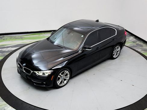 Used 2017 BMW 330i Sedan image 32