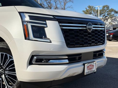 New 2026 Nissan Armada SL w/ Captain's Chari Seat Package AWD/4WD image 3