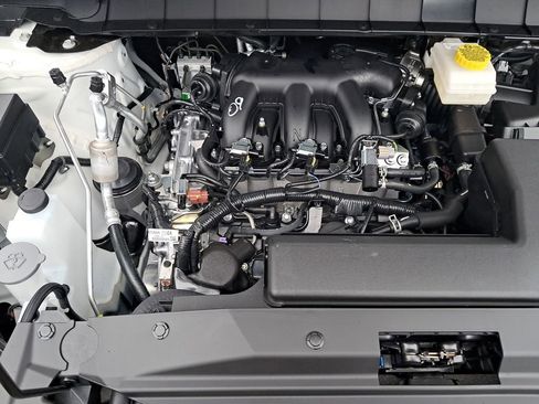 New 2025 Nissan Pathfinder SL w/ SL Premium Package image 23