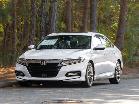 Used 2019 Honda Accord EX-L image 46