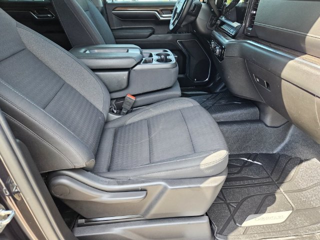 Used 2023 Chevrolet Silverado 1500 LT w/ Protection Package RWD image 11