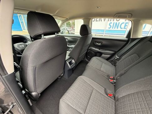 Used 2025 Honda HR-V LX image 26