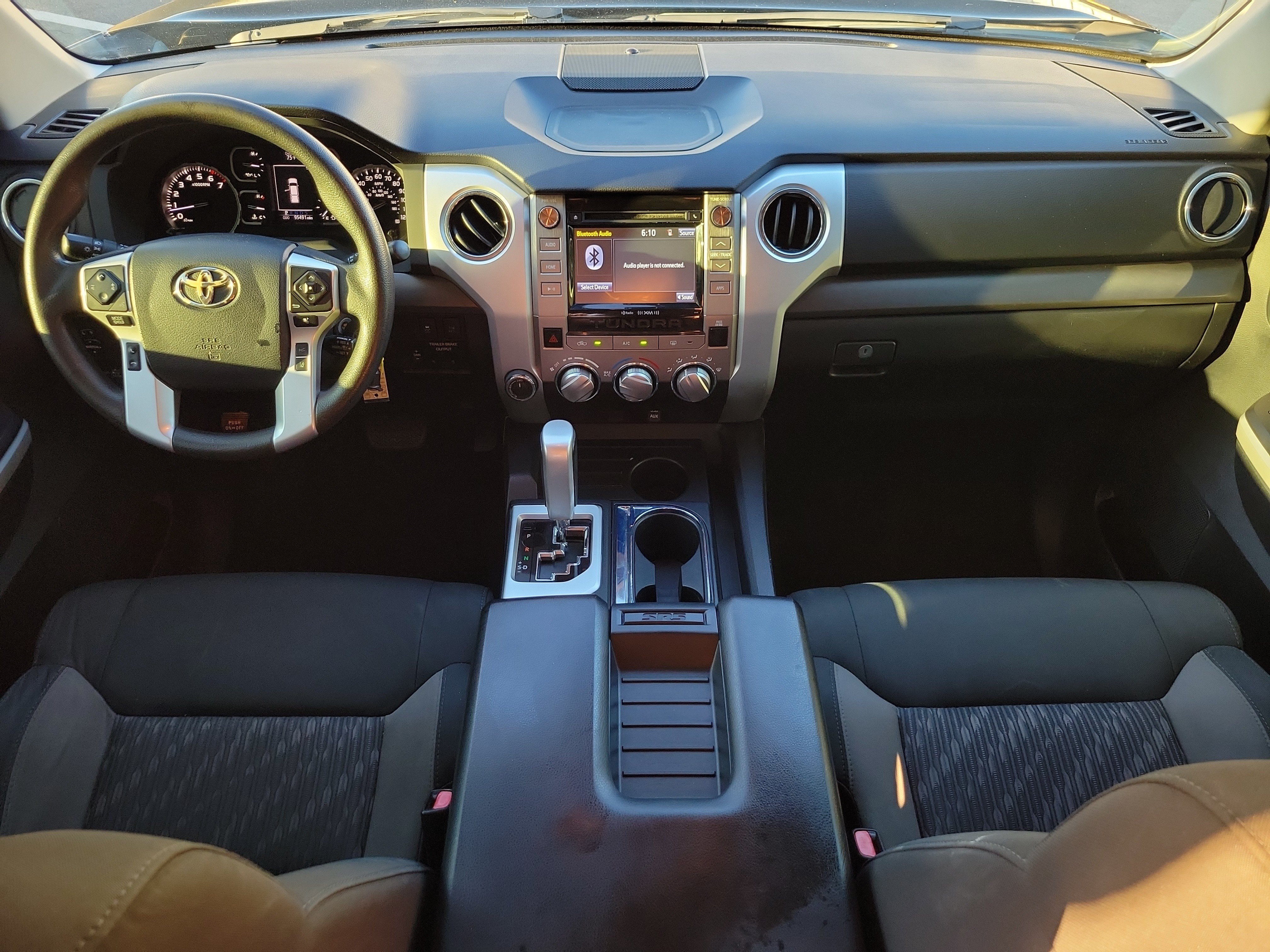 Used 2018 Toyota Tundra SR5 w/ SR5 Upgrade Package AWD/4WD image 22