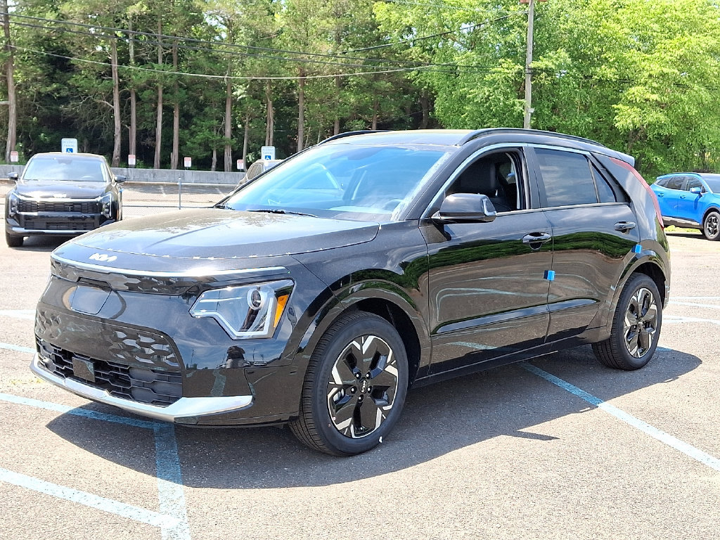 New 2026 Kia Niro Wind w/ Wind Preserve Package FWD image 2