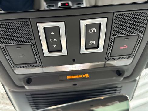 New 2026 Jaguar F-PACE R-Dynamic S image 21