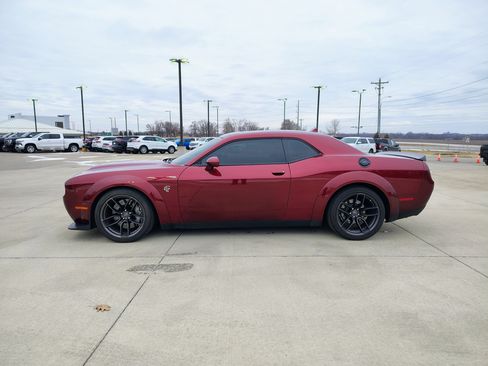 Used 2019 Dodge Challenger SRT Hellcat image 5