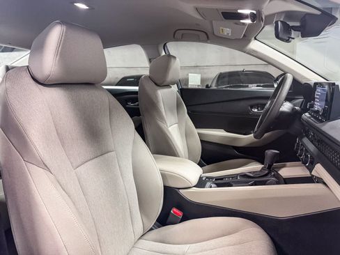 Used 2023 Honda Accord LX image 16