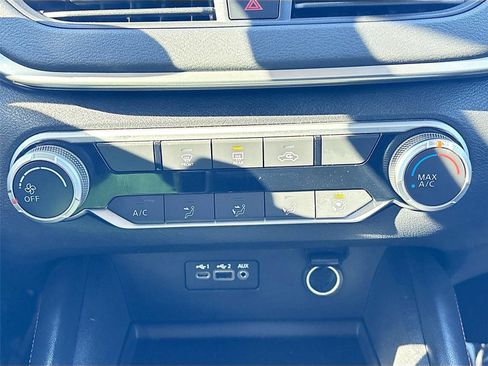 Used 2019 Nissan Altima 2.5 SR image 16