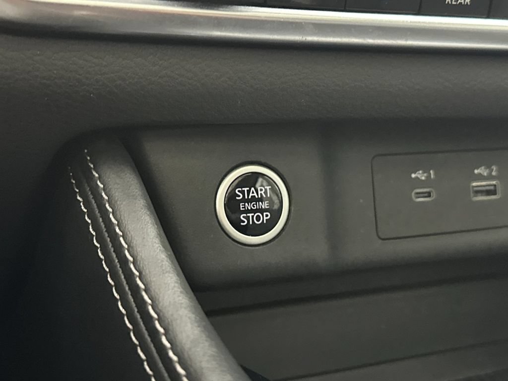 Used 2023 Nissan Rogue SL w/ SL Premium Package FWD image 22