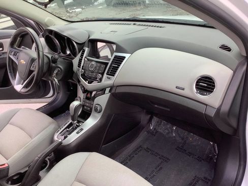 Used 2012 Chevrolet Cruze Eco image 24