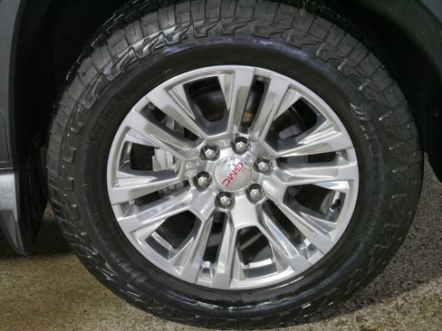 Used 2020 GMC Sierra 1500 Denali w/ Technology Package AWD/4WD image 15