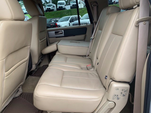 Used 2014 Ford Expedition EL XLT w/ Equipment Group 202A AWD/4WD image 21