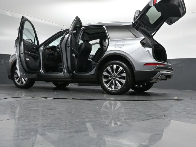Certified 2022 Lincoln Corsair Reserve w/ Elements Package FWD image 58