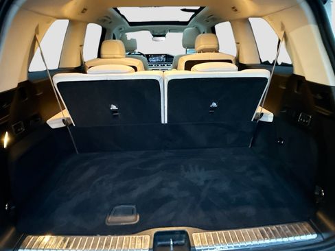 Used 2022 Mercedes-Benz GLS 450 4MATIC image 28
