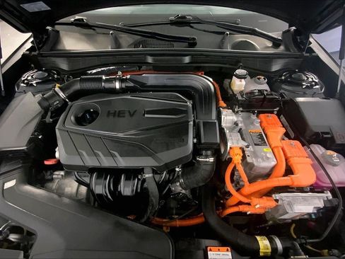 Used 2025 Hyundai Sonata SEL FWD image 10