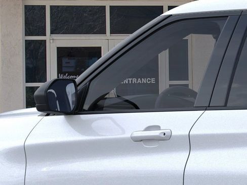 New 2025 Ford Explorer Active w/ Active Comfort Package image 21