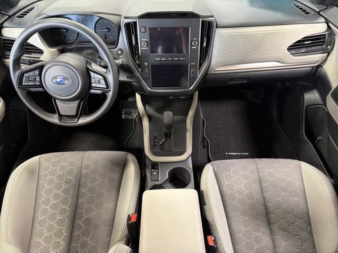 Used 2025 Subaru Forester image 10