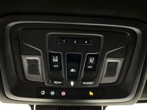 Used 2022 GMC Sierra 1500 AT4X image 50